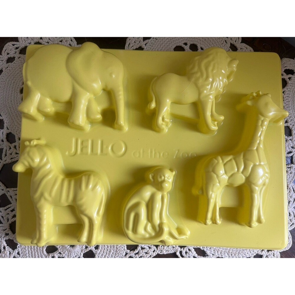 Jell-O At the Zoo Mold